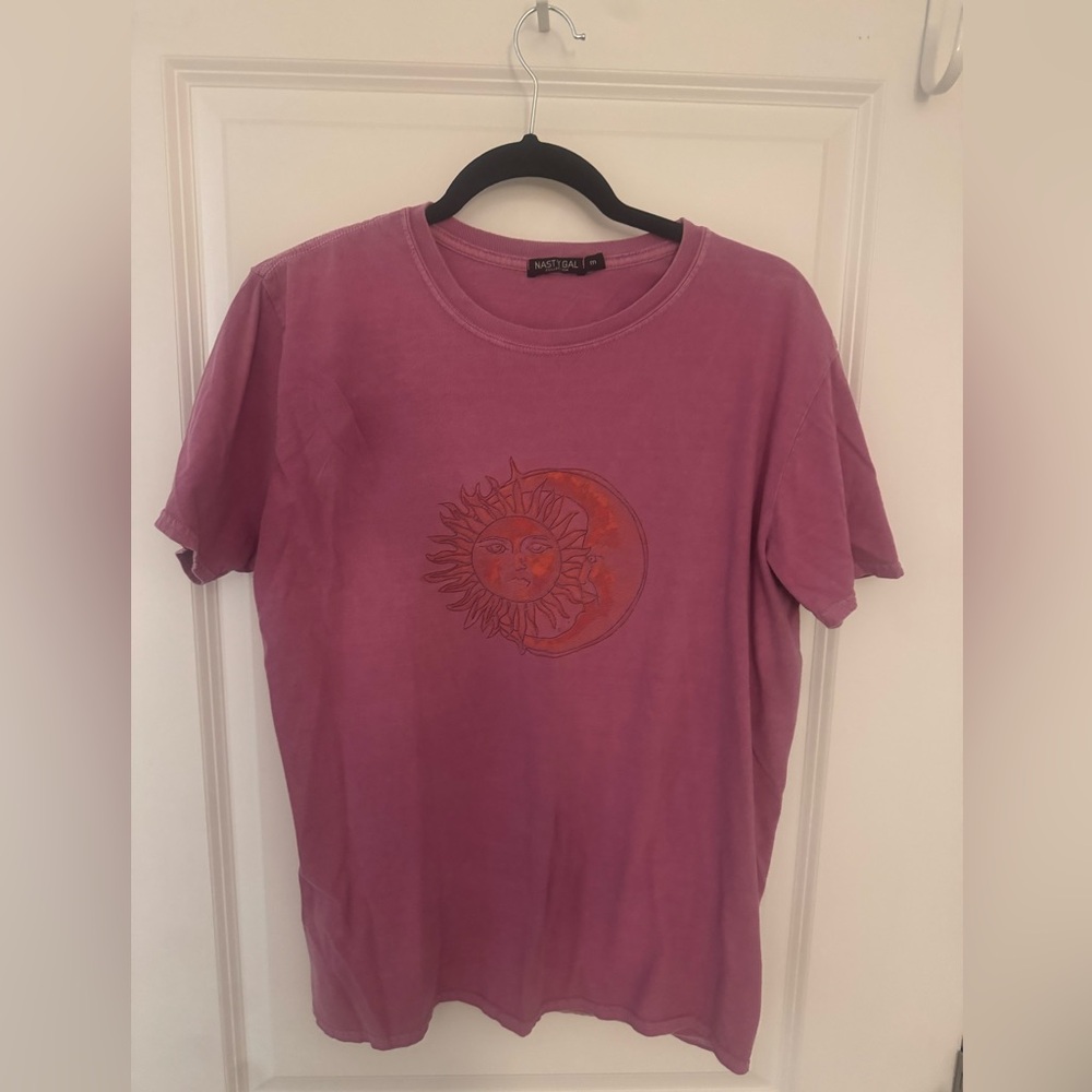 Nasty Gal Dusty Rose Sun & Moon Graphic Tee - Picture 2 of 3
